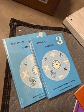 Exploring Numbers 3 - Light Blue Math Textbook (Set) homeschool